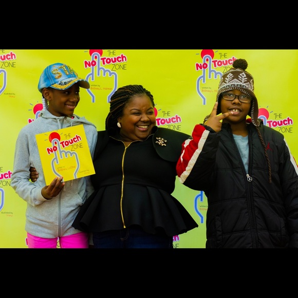 Flap over shoulders flare out waist jacket - Picture 2 of 3